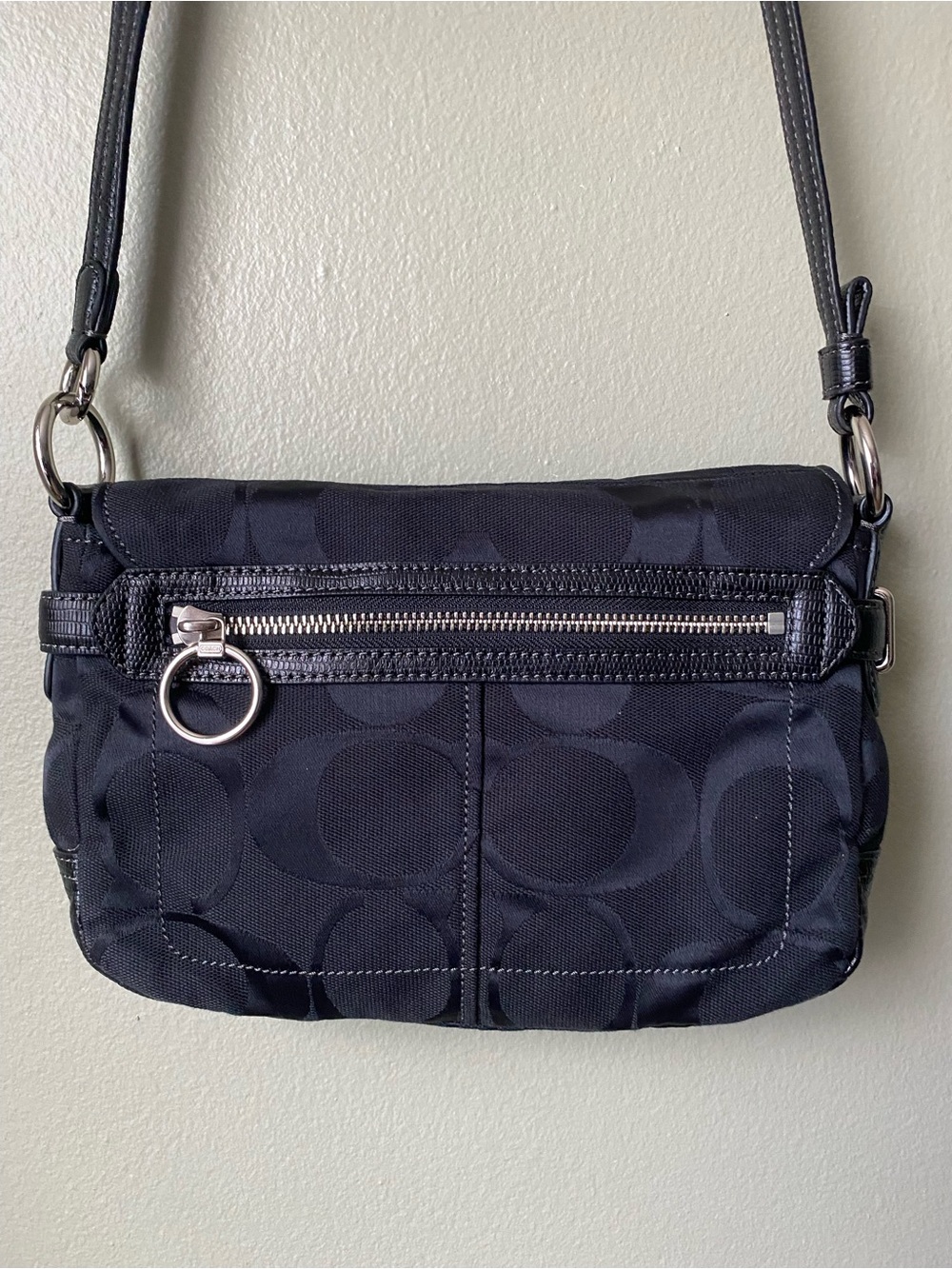 Coach Chelsea Crossbody Purse - Picture 4 of 4